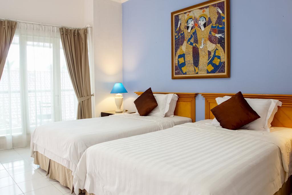 Topaz Guest House จาการ์ตา ภายนอก รูปภาพ