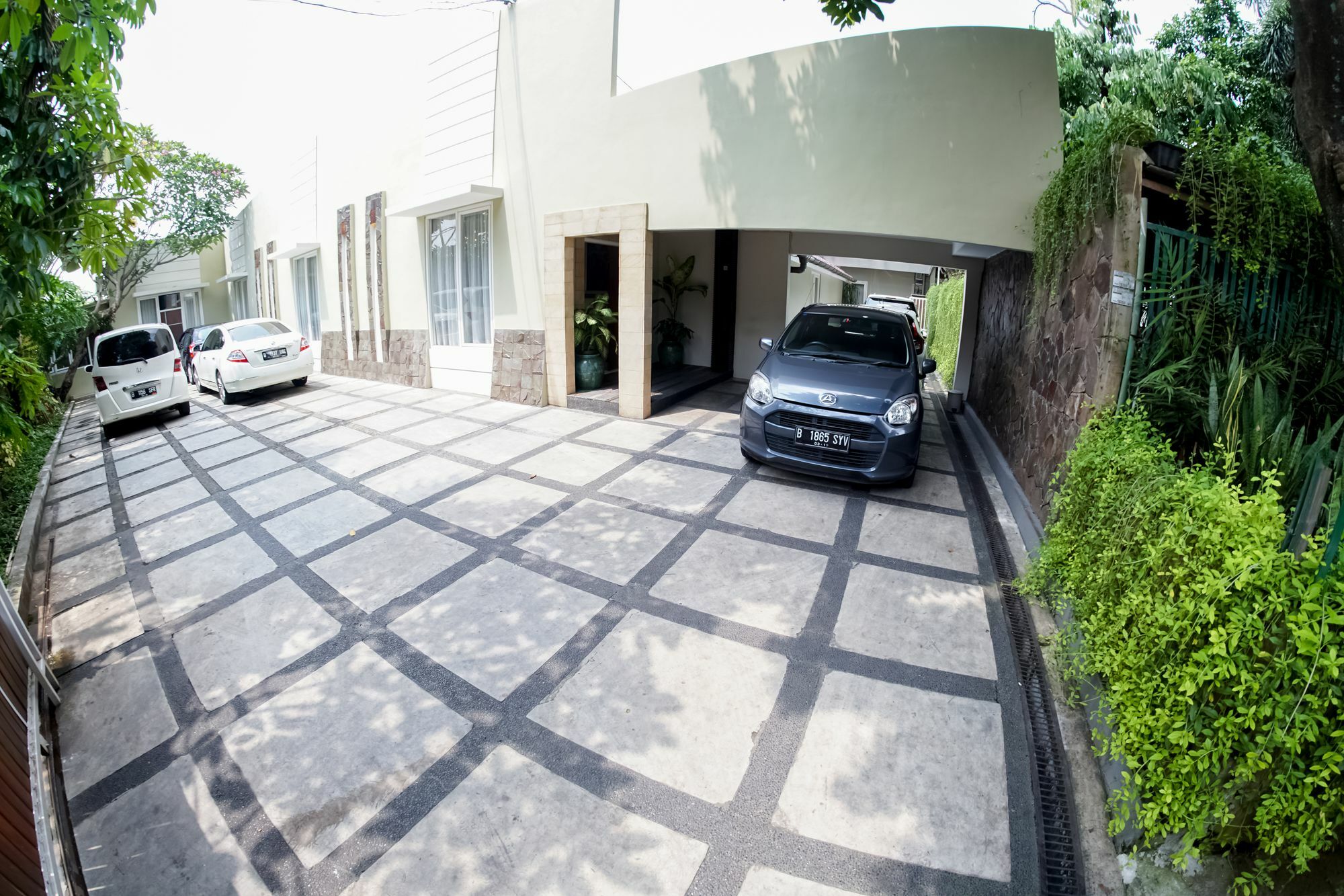 Topaz Guest House จาการ์ตา ภายนอก รูปภาพ
